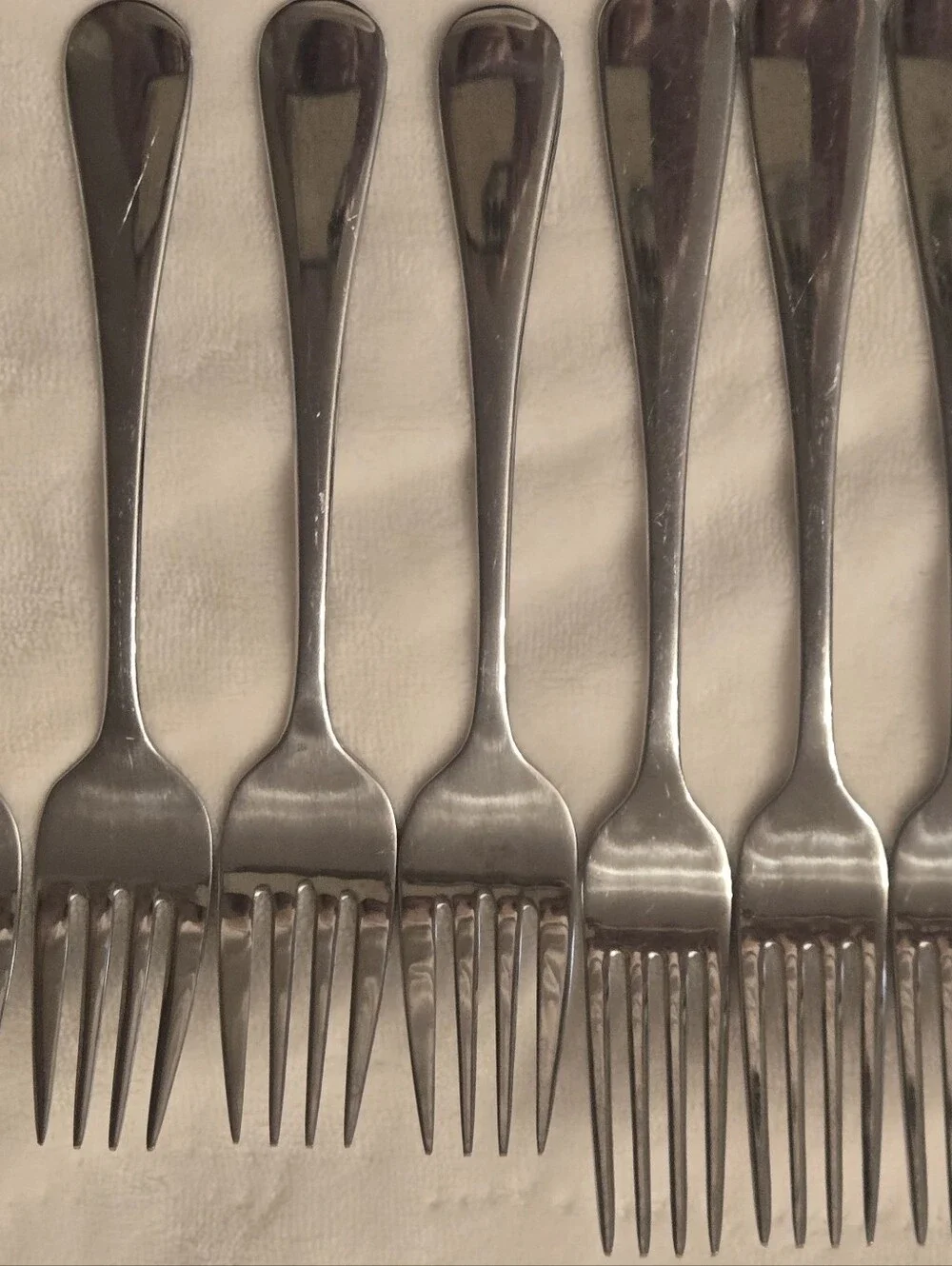 Dansk Silhouette Stainless Steel Flatware 19 Pieces Set - Polished Silver